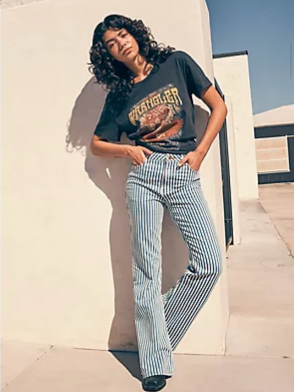 Wrangler Blue White Venice Stripe High Rise Fierce Flare Women’s Jeans 30 EUC